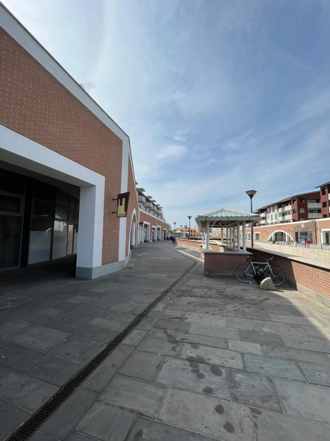 Kasia Porta Sul Mare Di Livorno Free Parking Exterior foto
